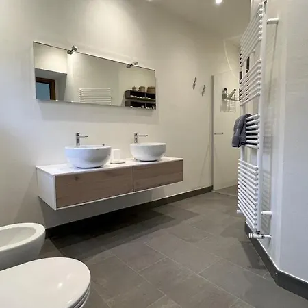 Spacious With Private Pool & Garden Near Chianti *