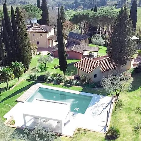 Spacious With Private Pool & Garden Near Chianti