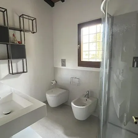 Spacious With Private Pool & Garden Near Chianti *